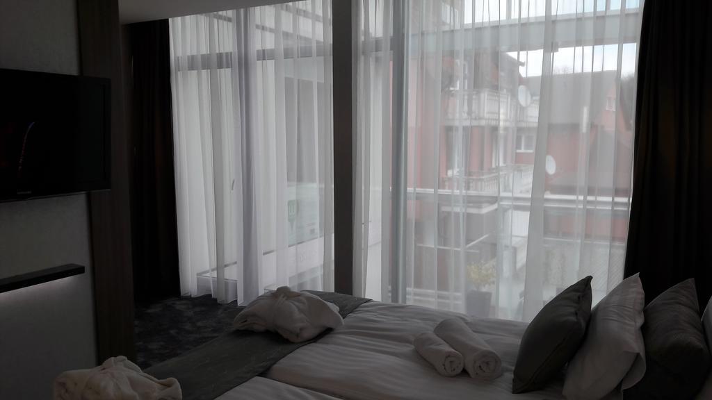 Zena Beauty & Shopping Center 4*