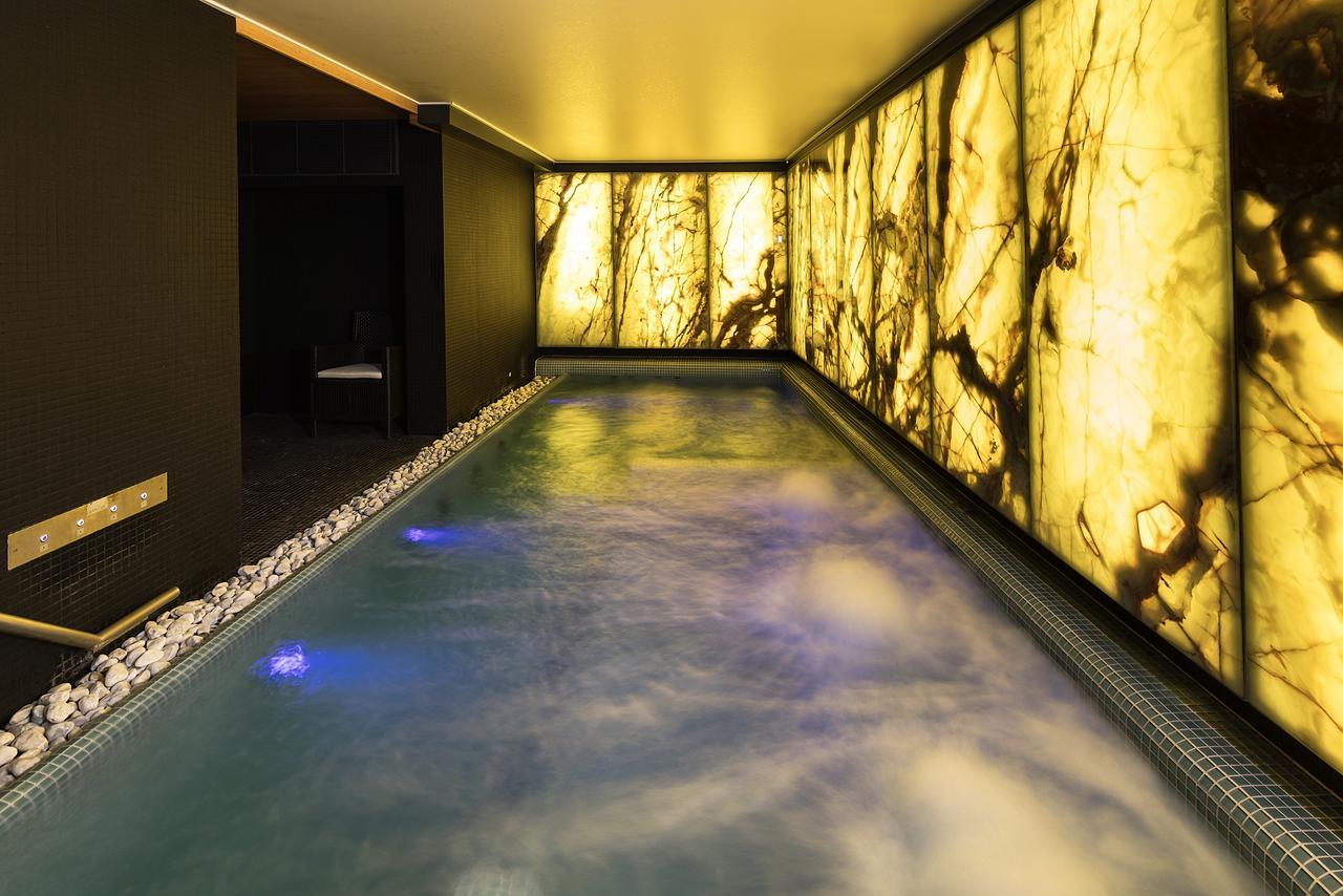 Hotel Zena Beauty & Shopping Center