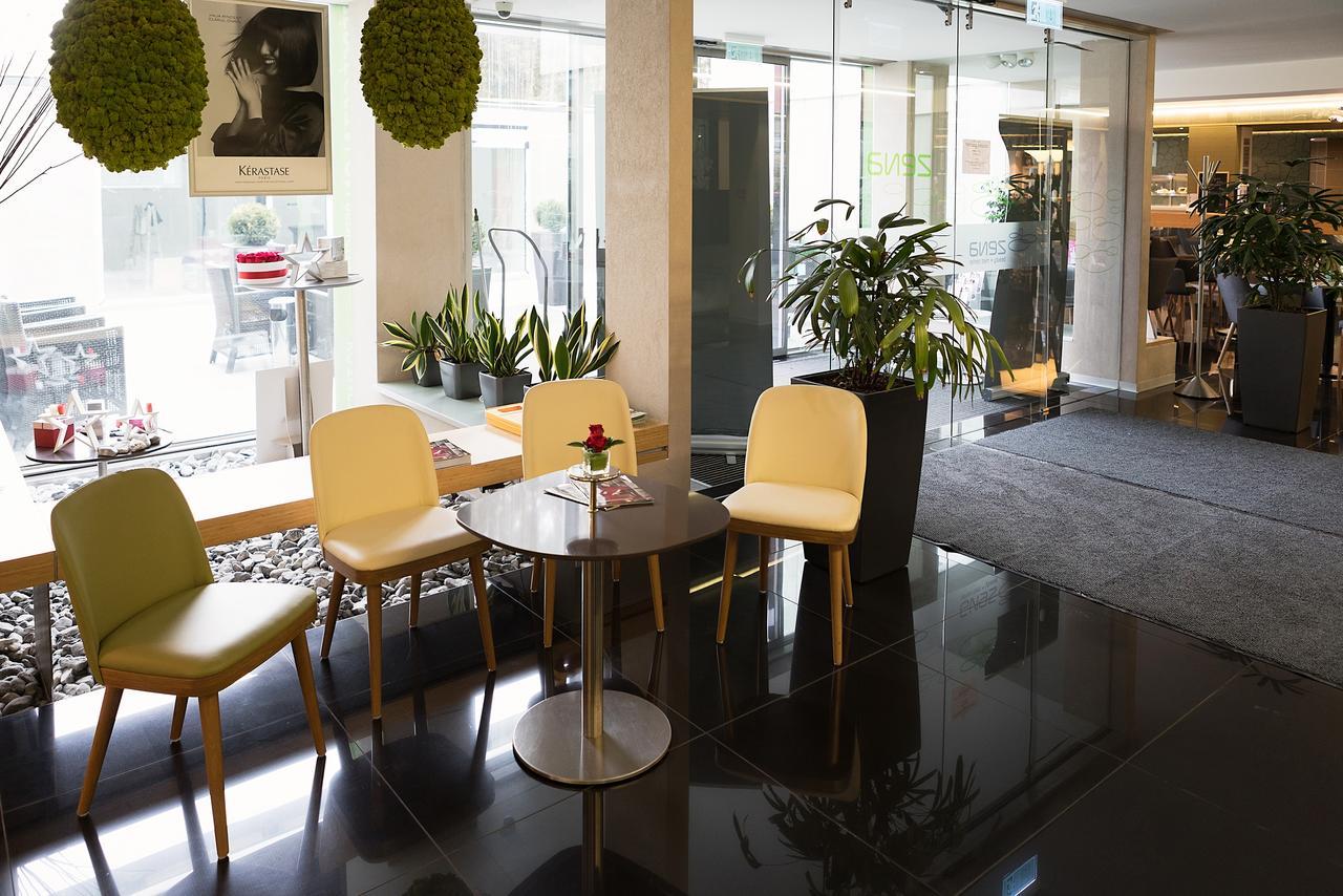 Zena Beauty & Shopping Center Heviz