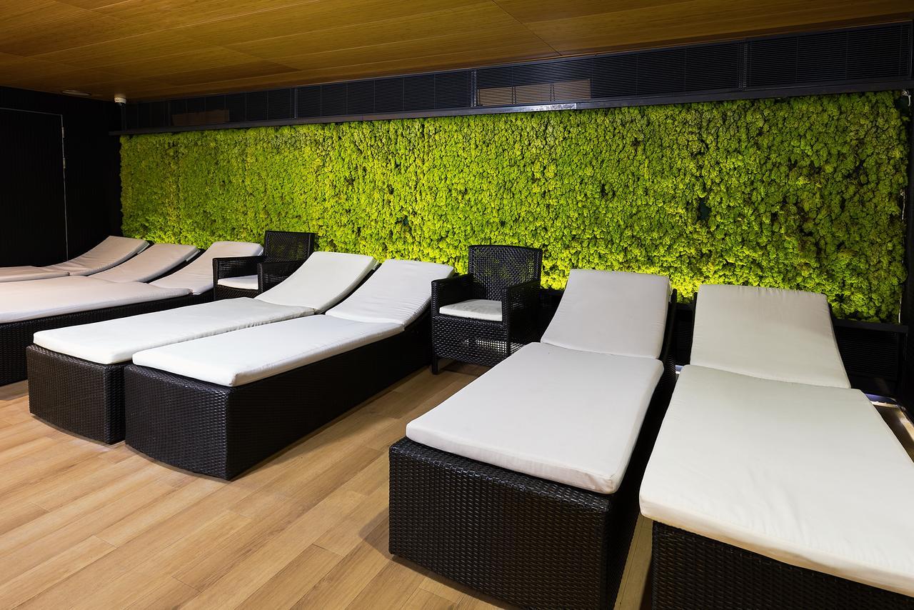 Zena Beauty & Shopping Center Hotel 4*